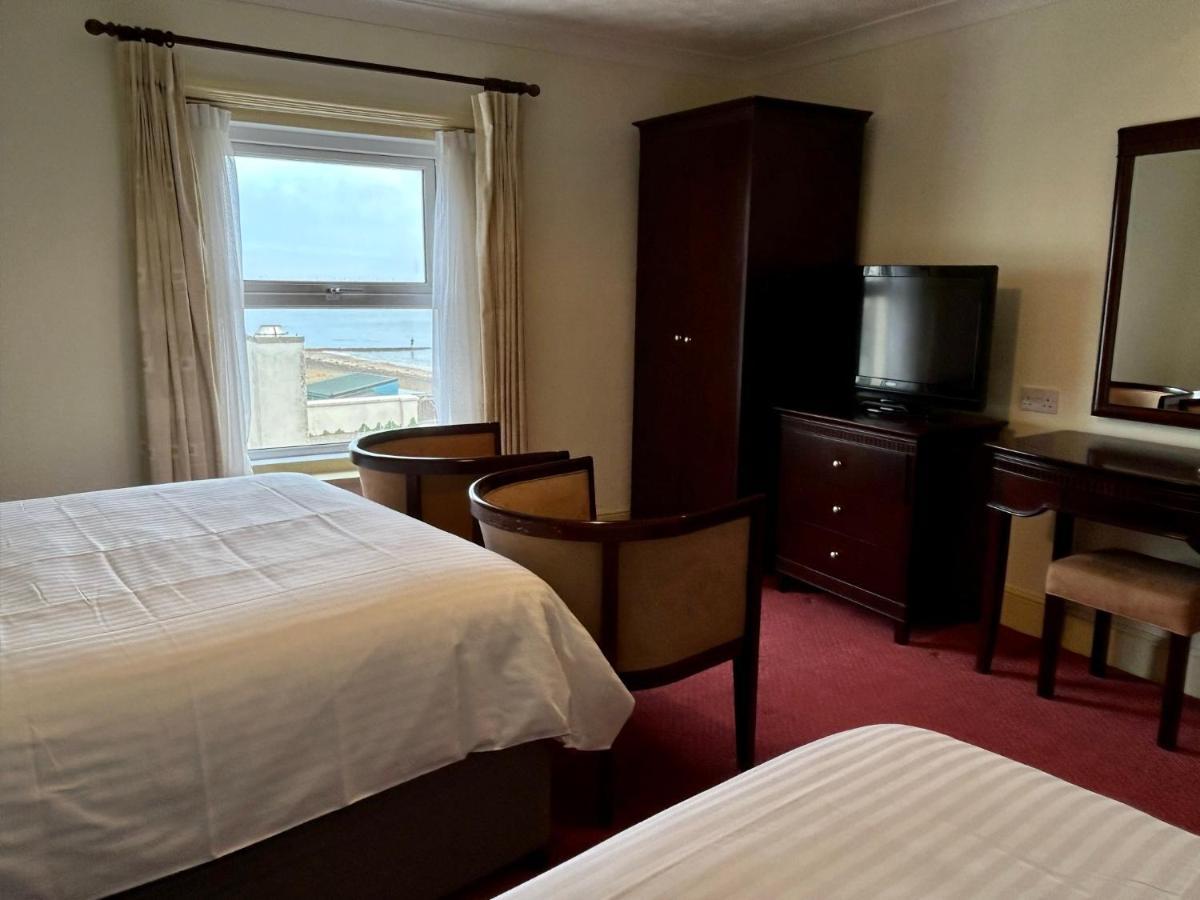 Regent Court - Seafront, Sandown - Free Car Ferry For Bookings Of 3 Or More Nights, Subject To Availability Exterior foto