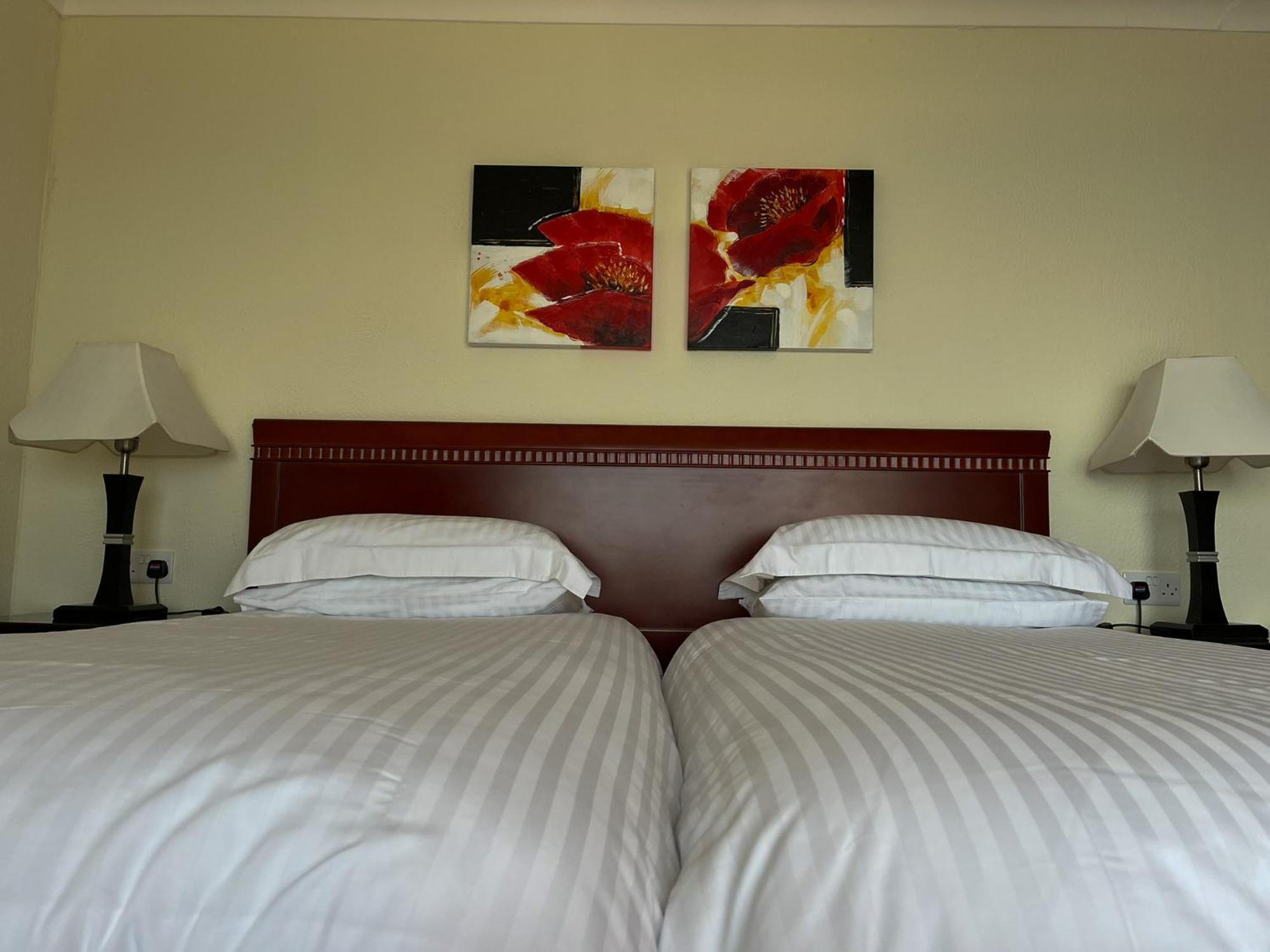 Regent Court - Seafront, Sandown - Free Car Ferry For Bookings Of 3 Or More Nights, Subject To Availability Quarto foto